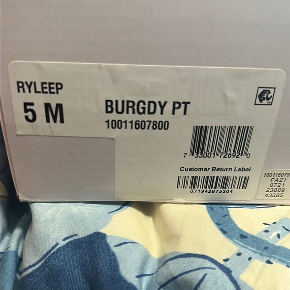 Wild Pair Red Lace Up combat long Boots in burgundy - Picture 5 of 5